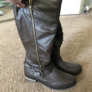 Size 10 Brown Riding Boots